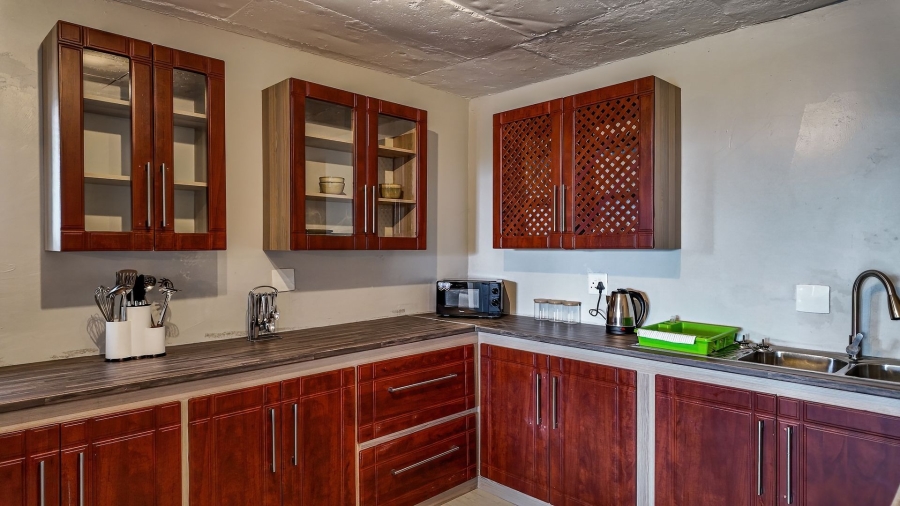 7 Bedroom Property for Sale in Waterkloof A H North West